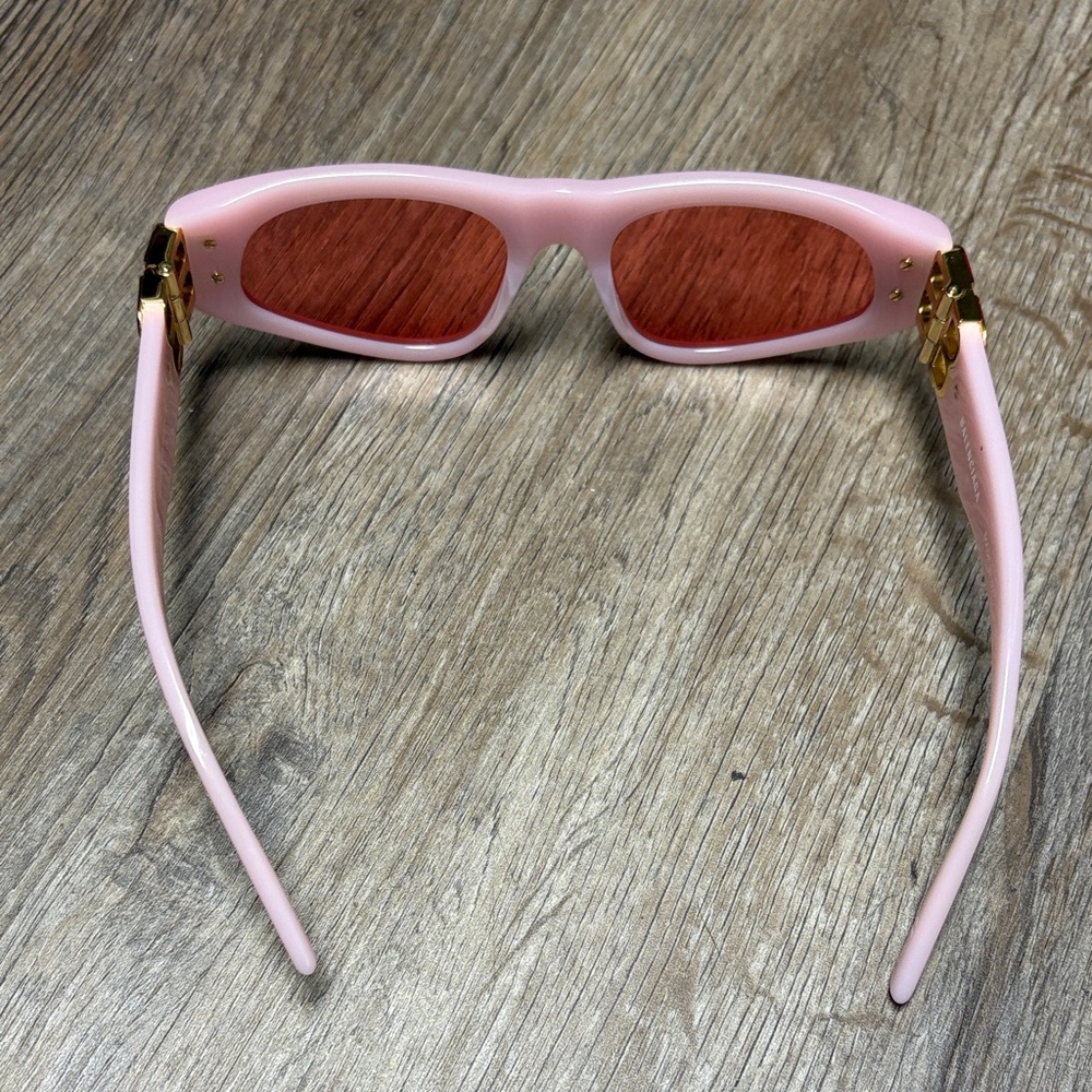 Balenciaga Light Pink Sunglasses with Black Case - Picture 4 of 11